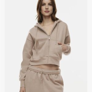 Beige Cropped Zip-Up Hoodie